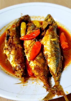 Gulai merah ikan kembung