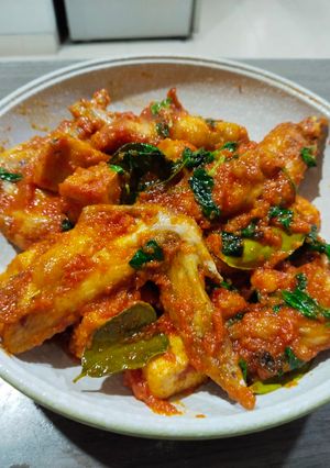 Sayap ayam bumbu kemangi