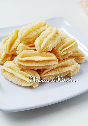 Semprit Sagu Keju Tanpa Telur