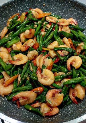 Tumis udang kacang panjang
