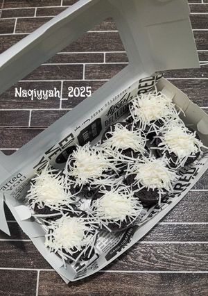 Bolu ketan hitam kukus isi keju dan topping keju (1246)