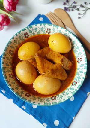 Semur Tahu & Telur Pedas